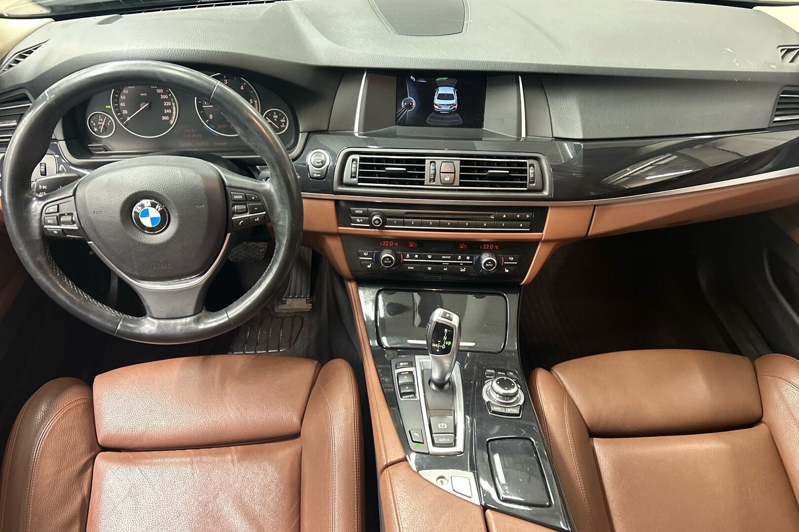 BMW 5-sarja iso kuva 13
