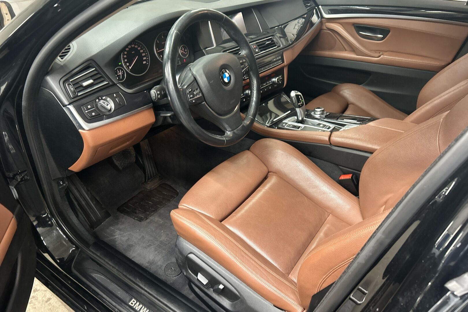 BMW 5-sarja iso kuva 5
