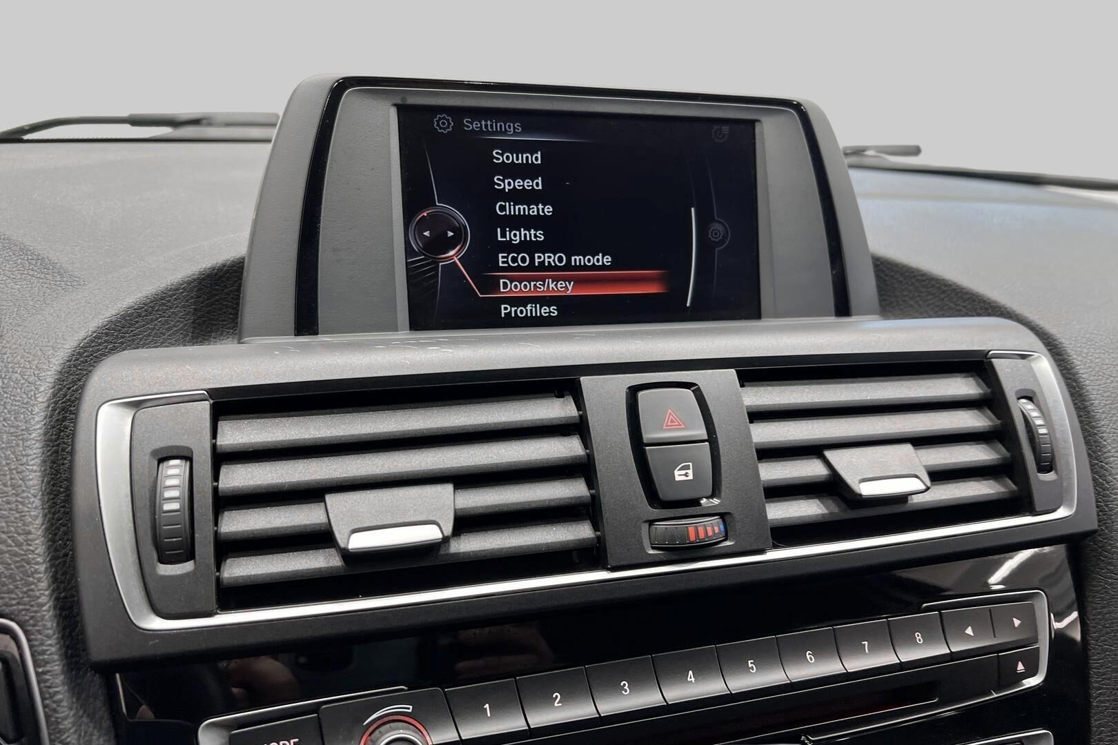 BMW 1-sarja iso kuva 19