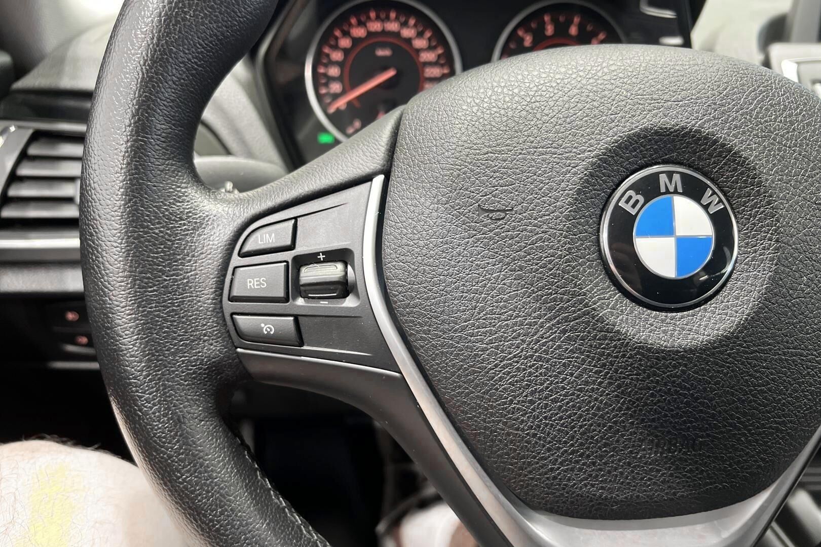 BMW 1-sarja iso kuva 25