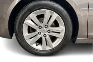 Peugeot 308 esikatselu 12