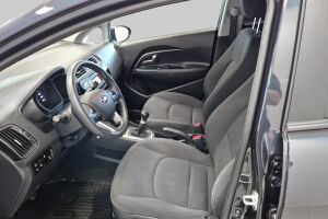 Kia Rio esikatselu 9