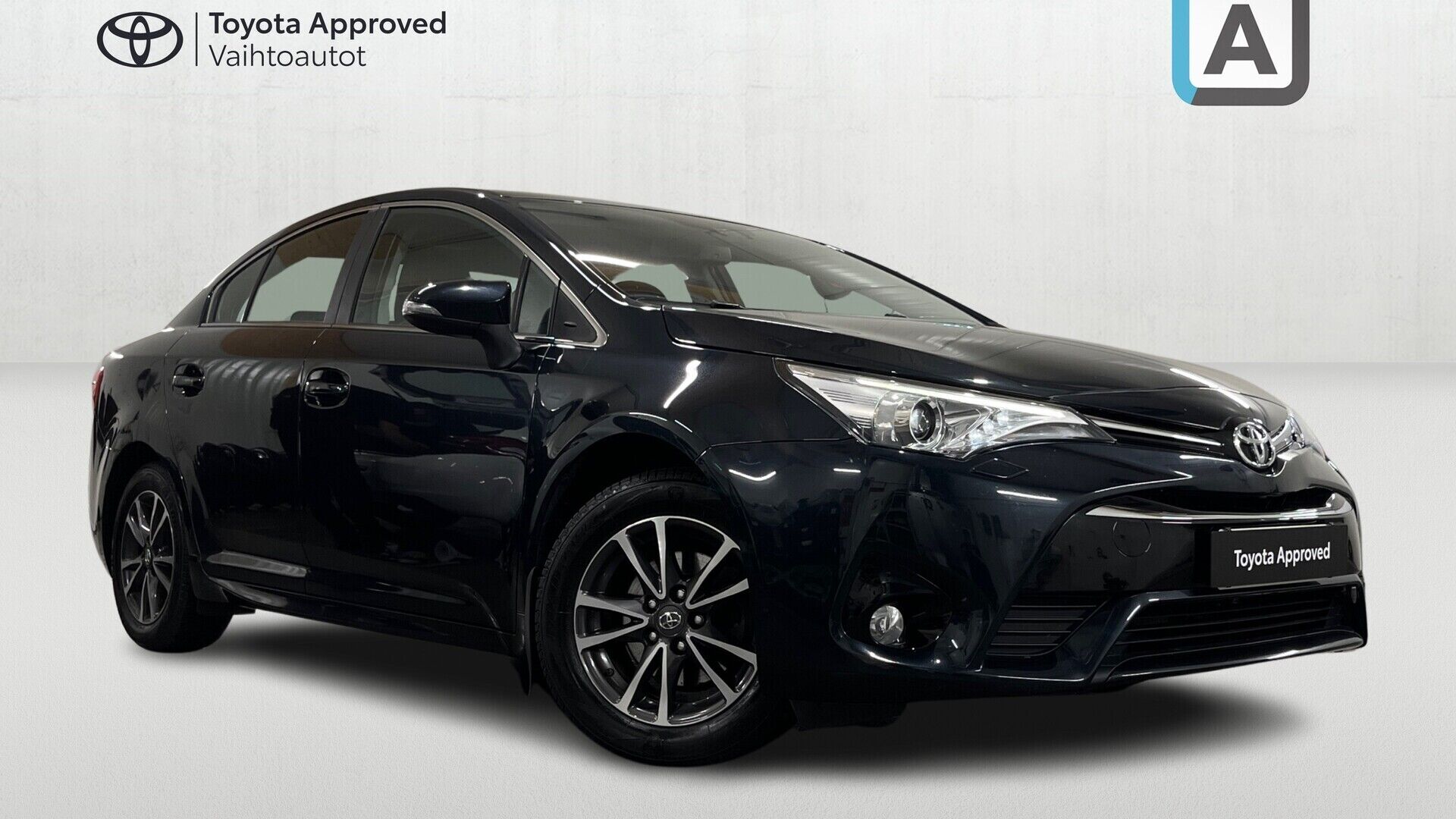 Toyota Avensis iso kuva 3