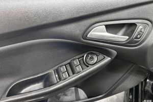 Ford Focus esikatselu 19