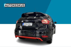 Ford Focus esikatselu 5