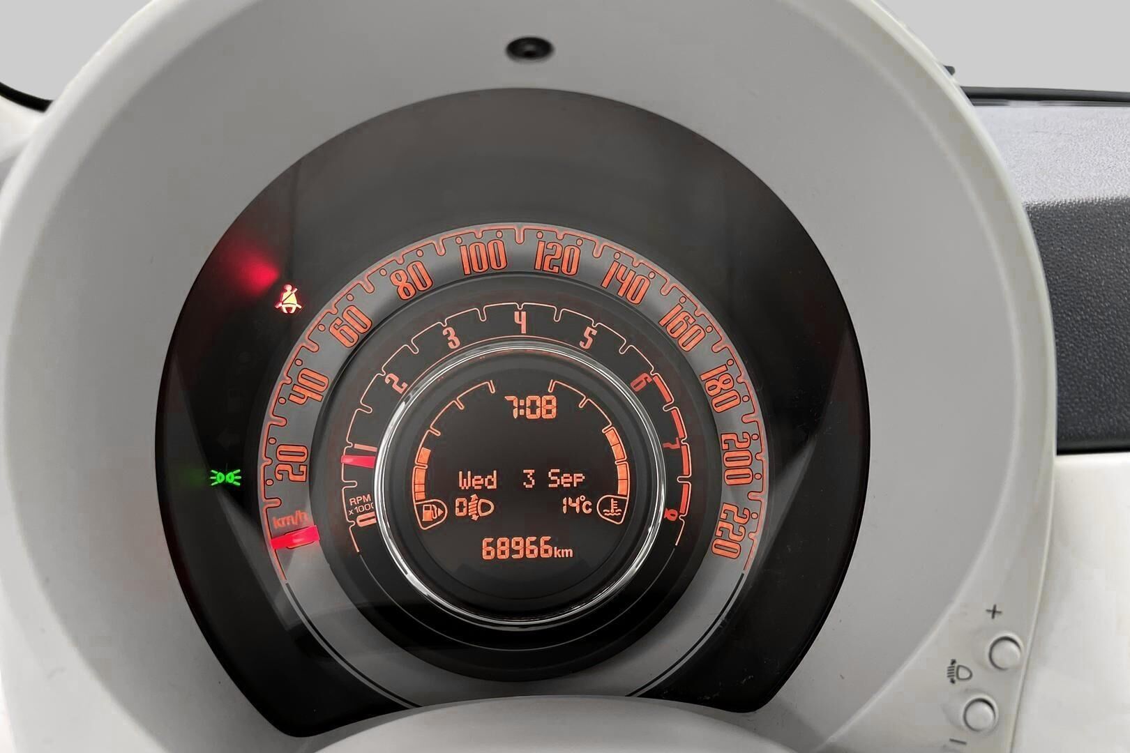 Fiat 500 iso kuva 14