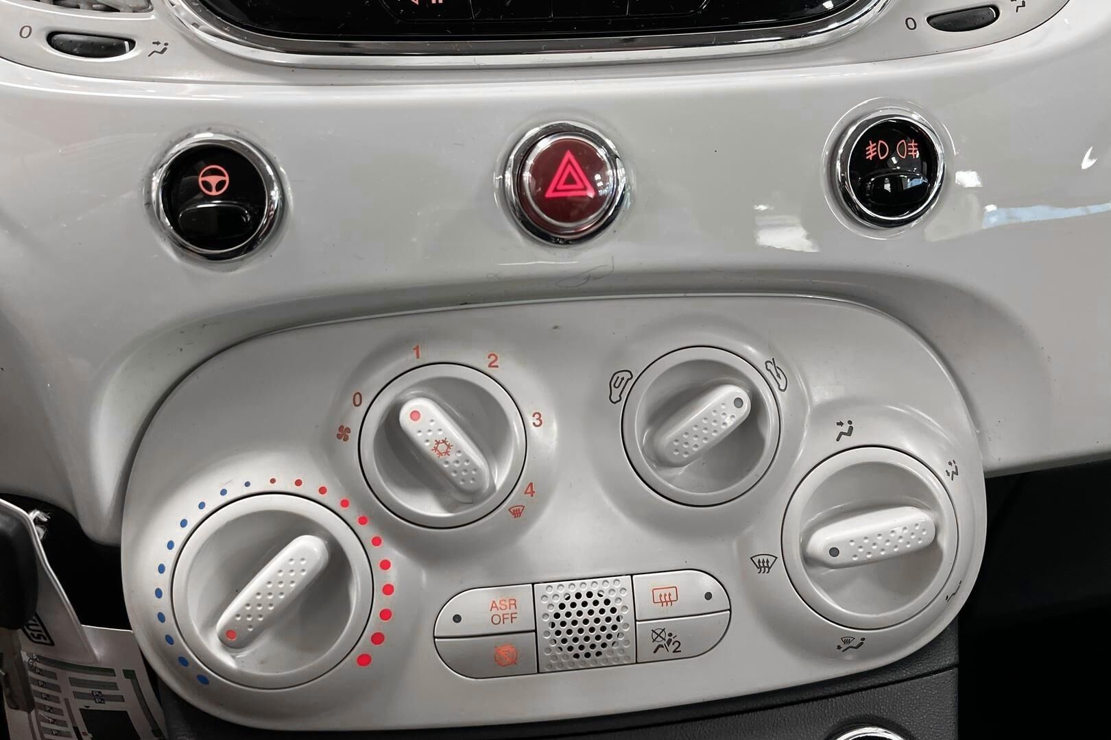 Fiat 500 iso kuva 16