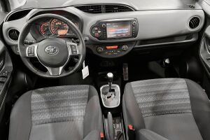 TOYOTA YARIS esikatselu 7