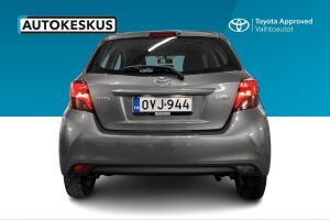 TOYOTA YARIS esikatselu 2