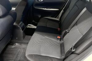 Nissan Pulsar esikatselu 10