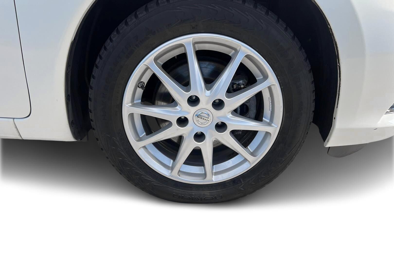 Nissan Pulsar iso kuva 13