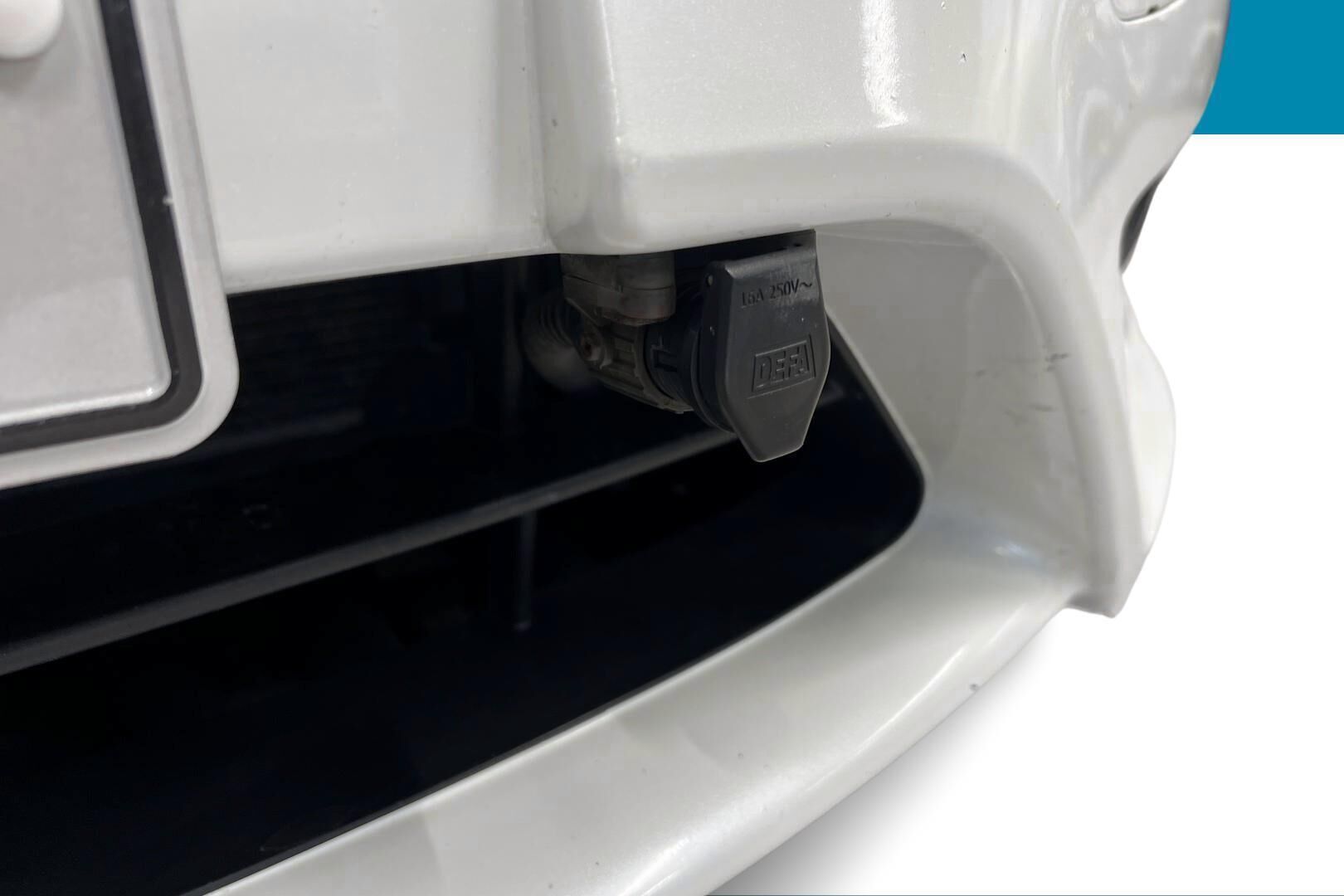 Nissan Pulsar iso kuva 14