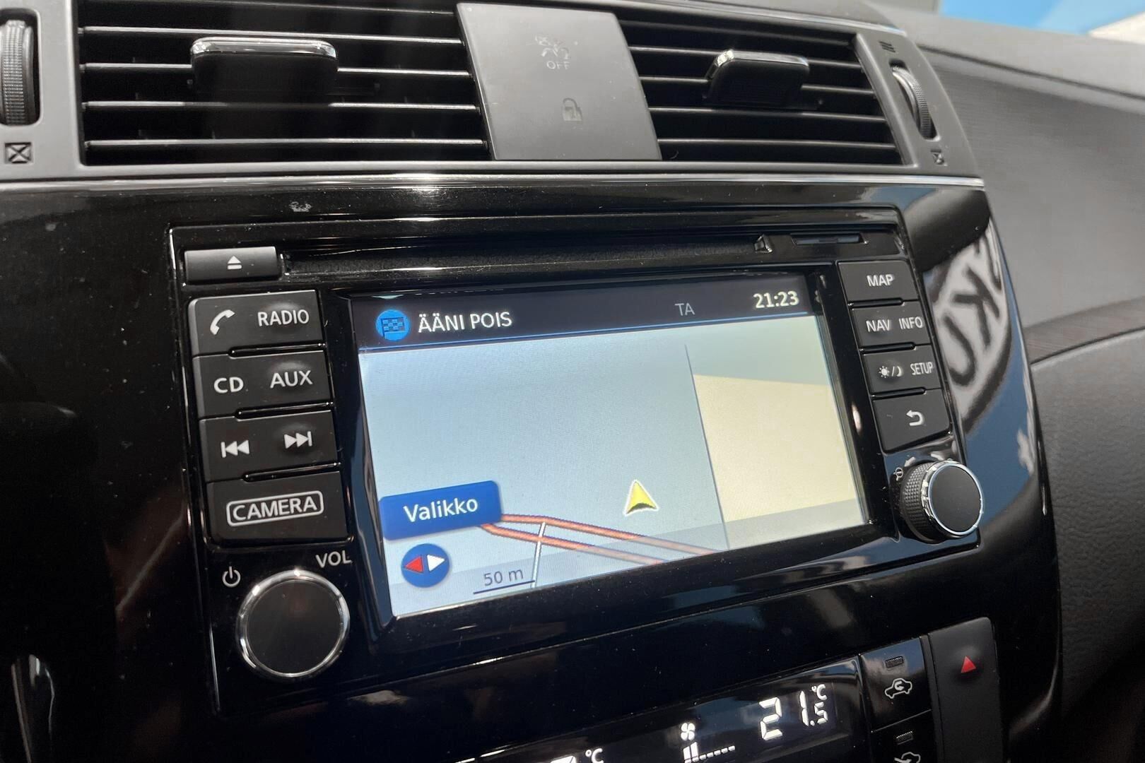 Nissan Pulsar iso kuva 21