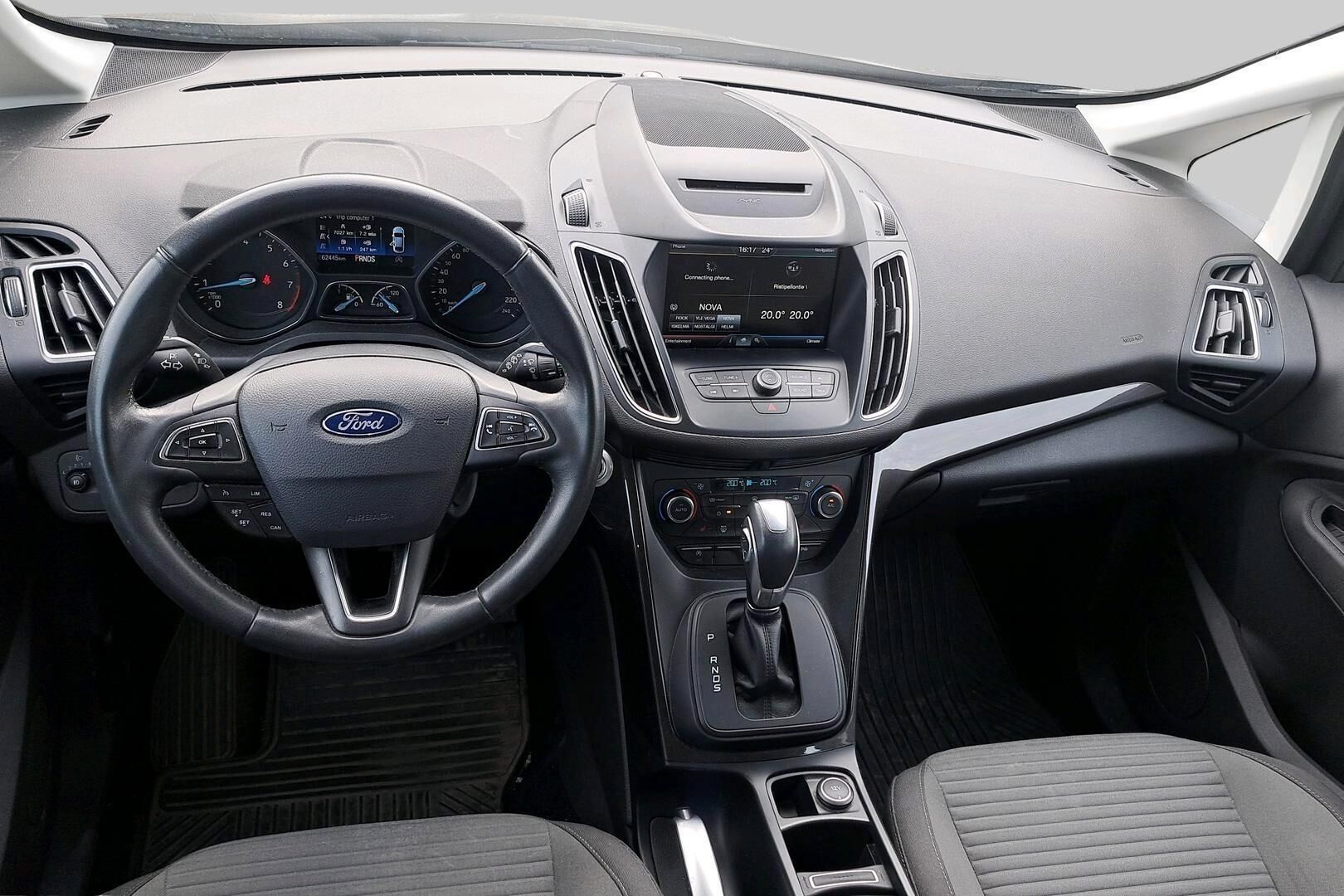 Ford C-Max iso kuva 2
