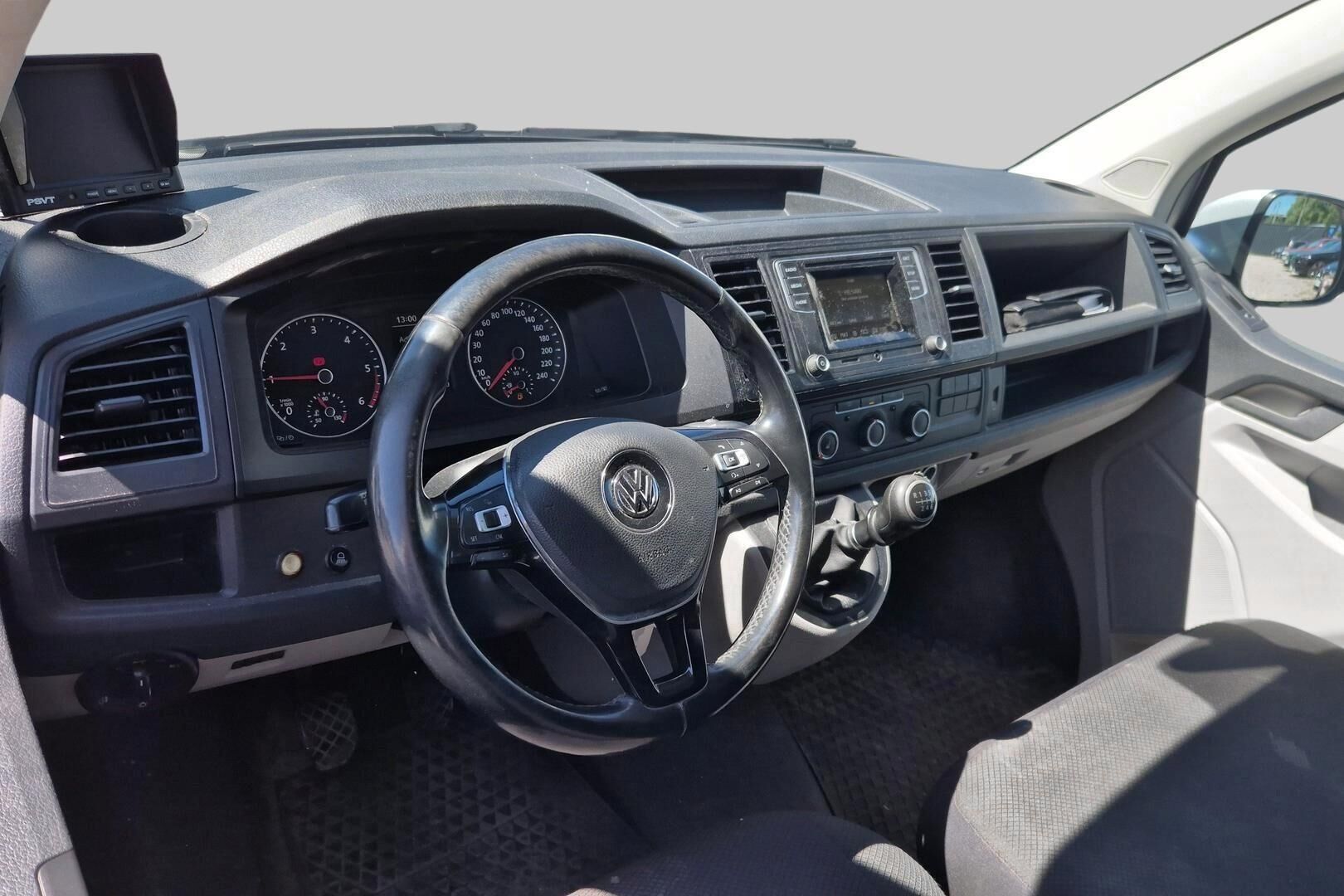 Volkswagen Transporter iso kuva 2