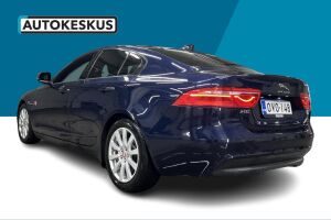 Jaguar XE esikatselu 7