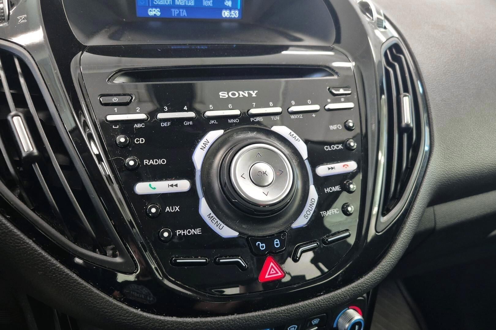 Ford B-Max iso kuva 14