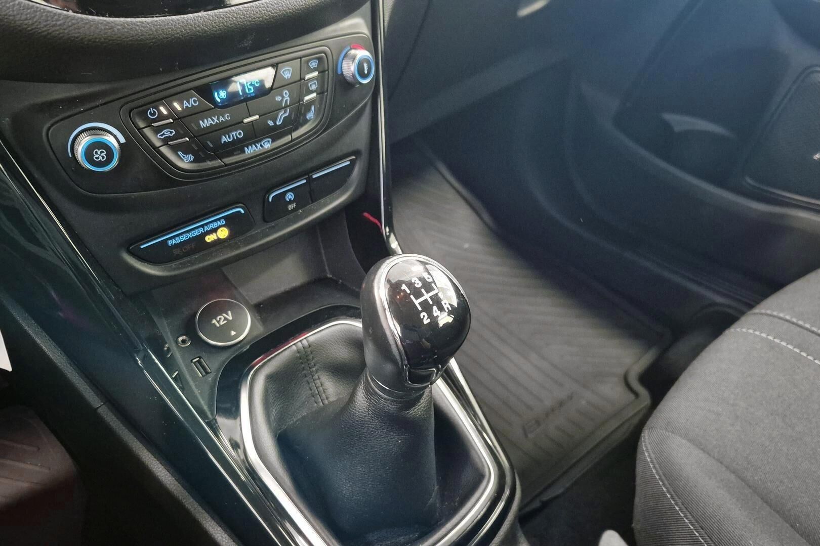 Ford B-Max iso kuva 16