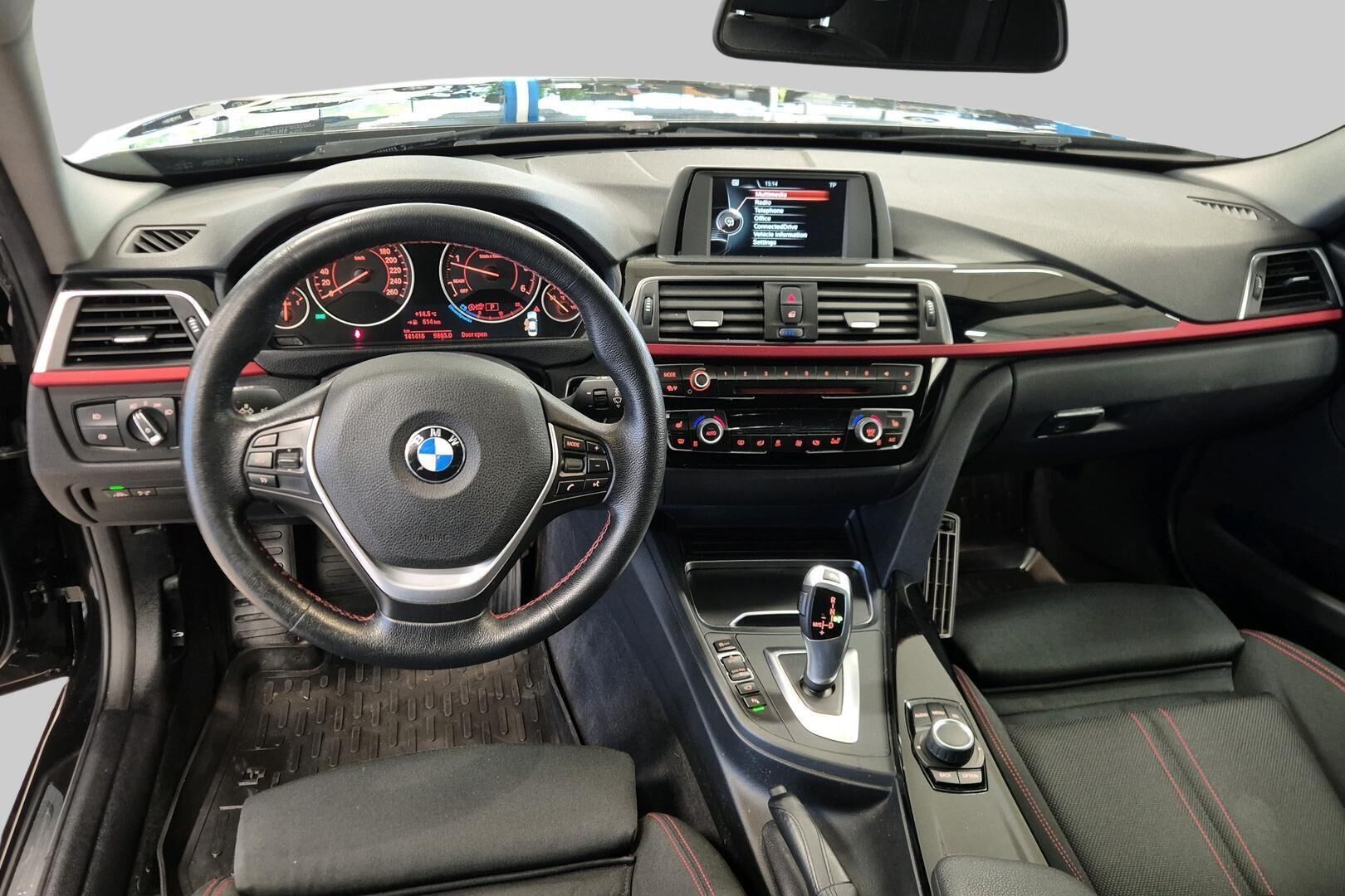BMW 3-sarja iso kuva 19