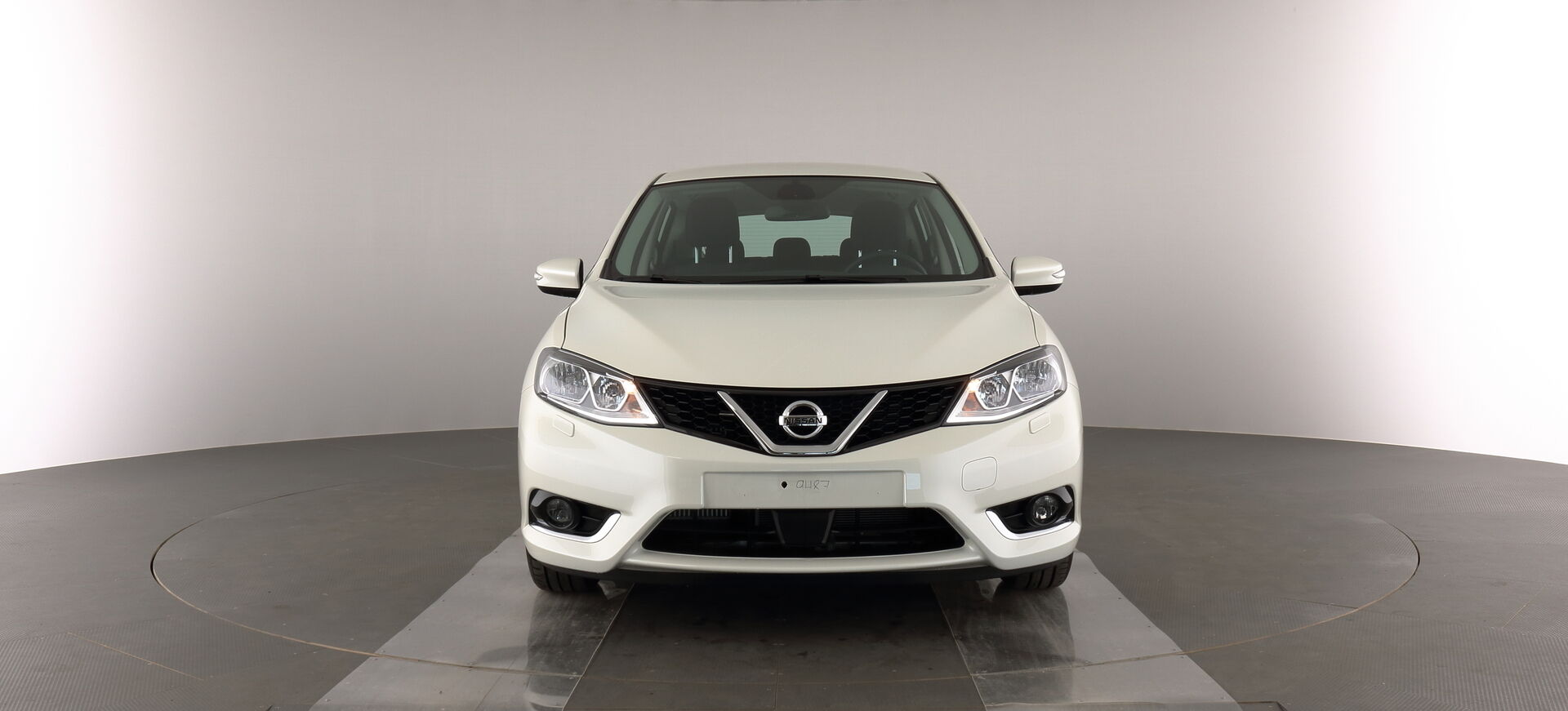 Nissan Pulsar iso kuva 11