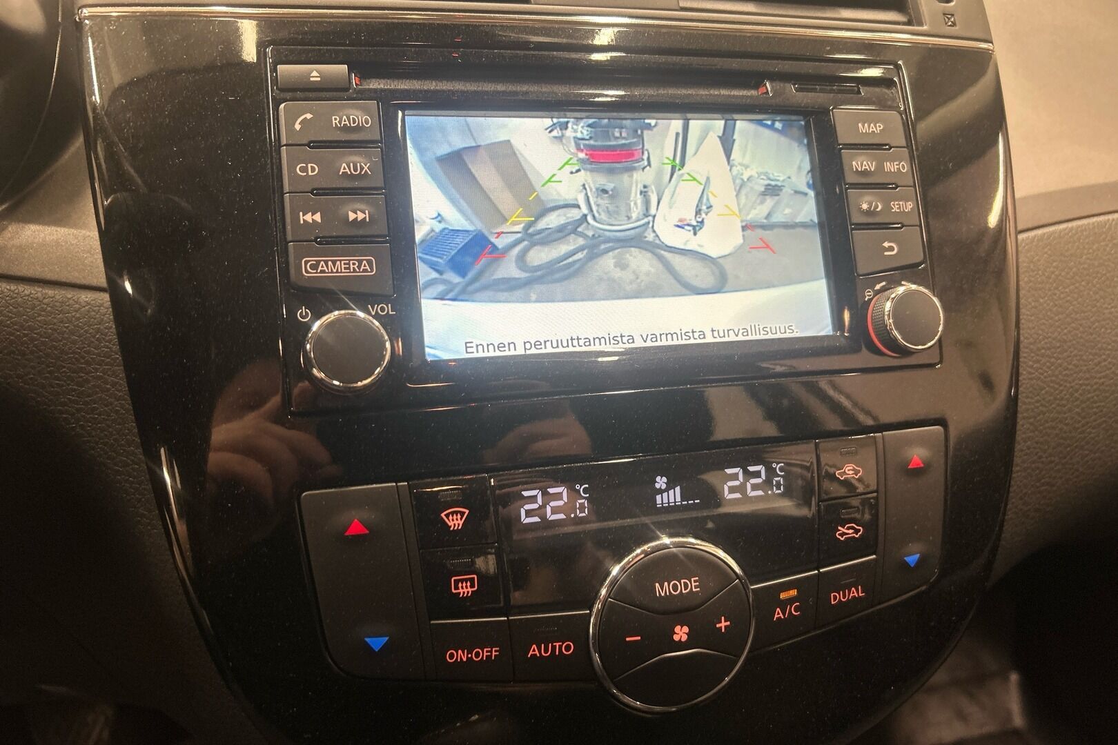 Nissan Pulsar iso kuva 41