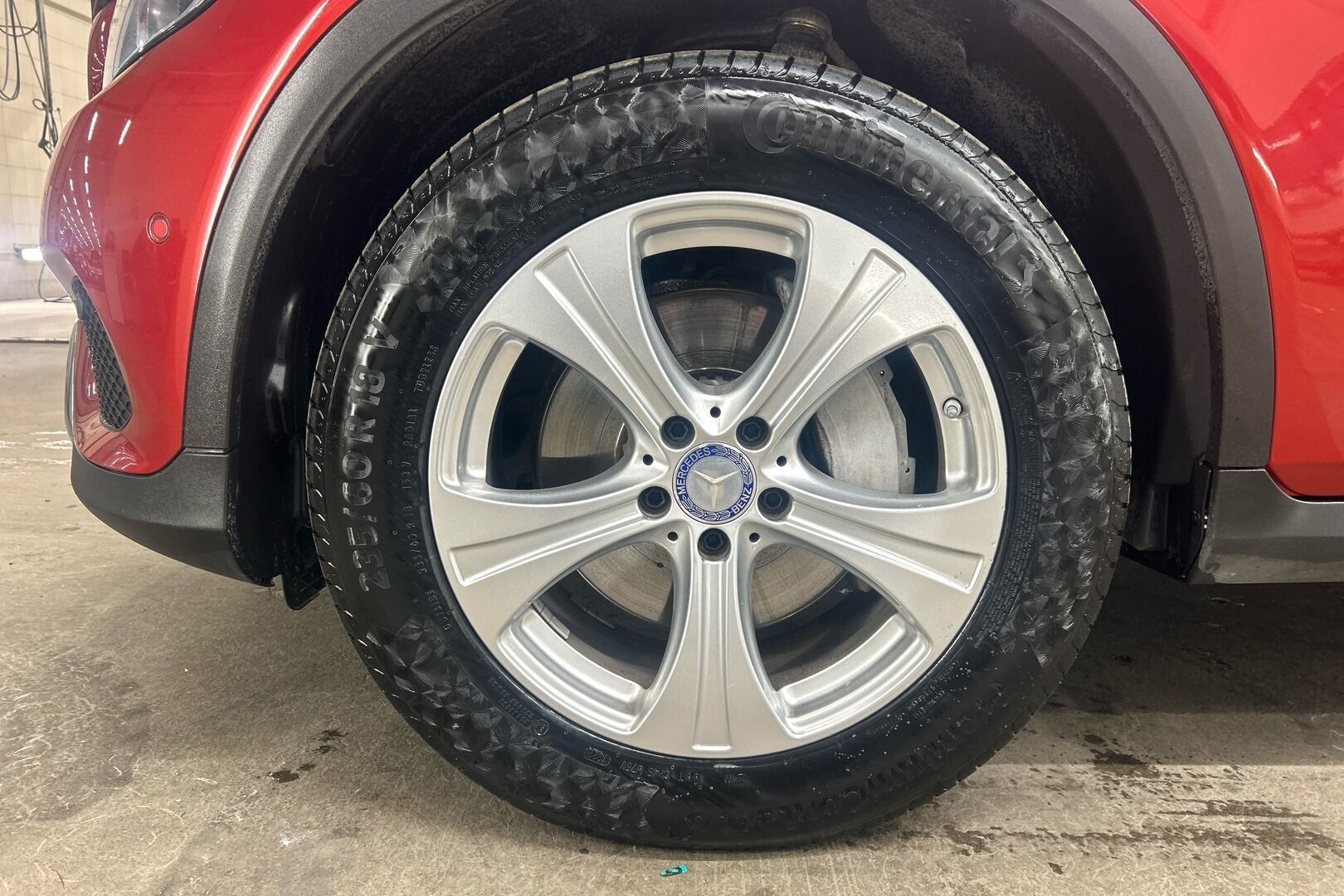 Mercedes-Benz GLC iso kuva 9
