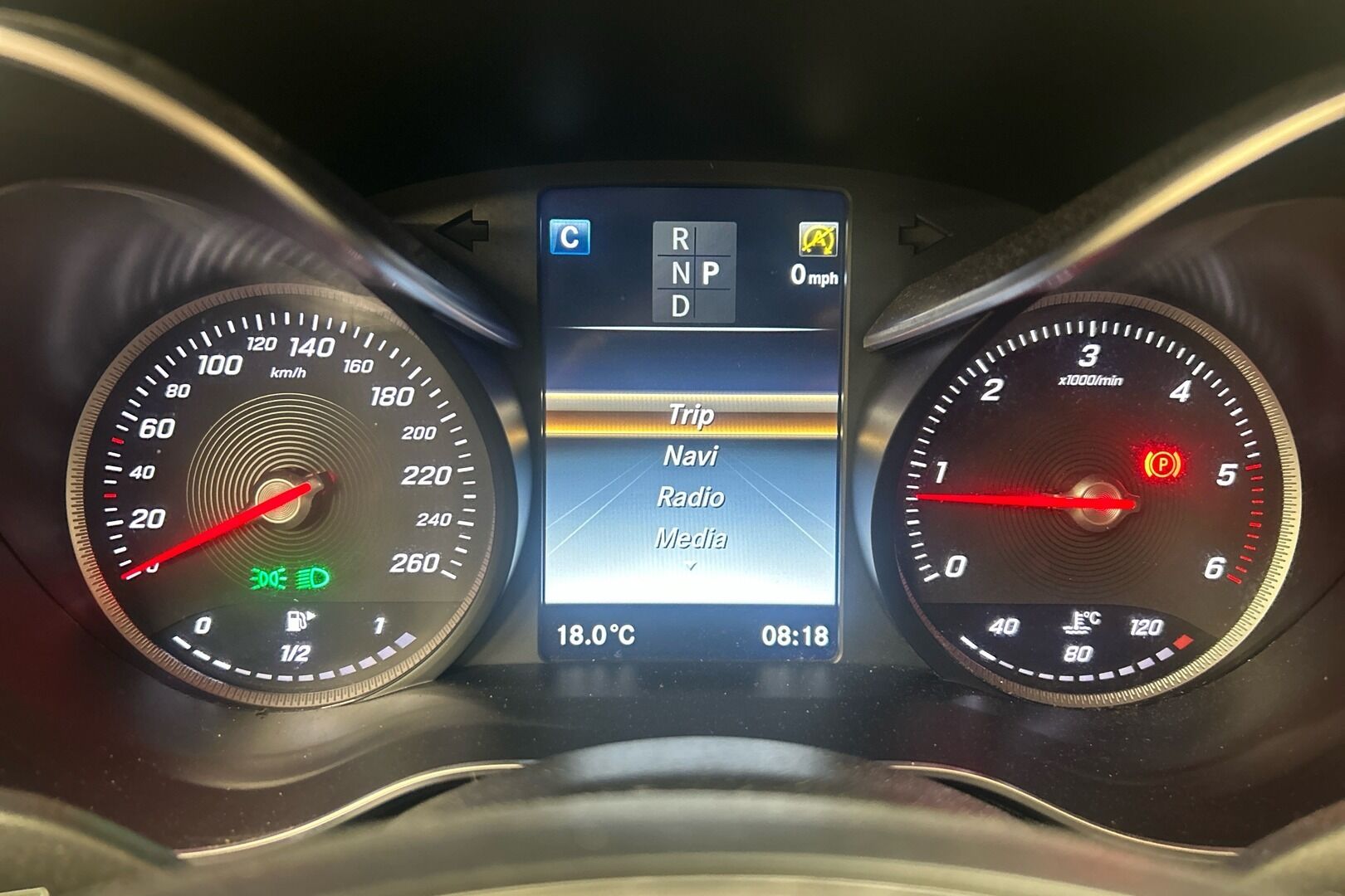 Mercedes-Benz GLC iso kuva 15