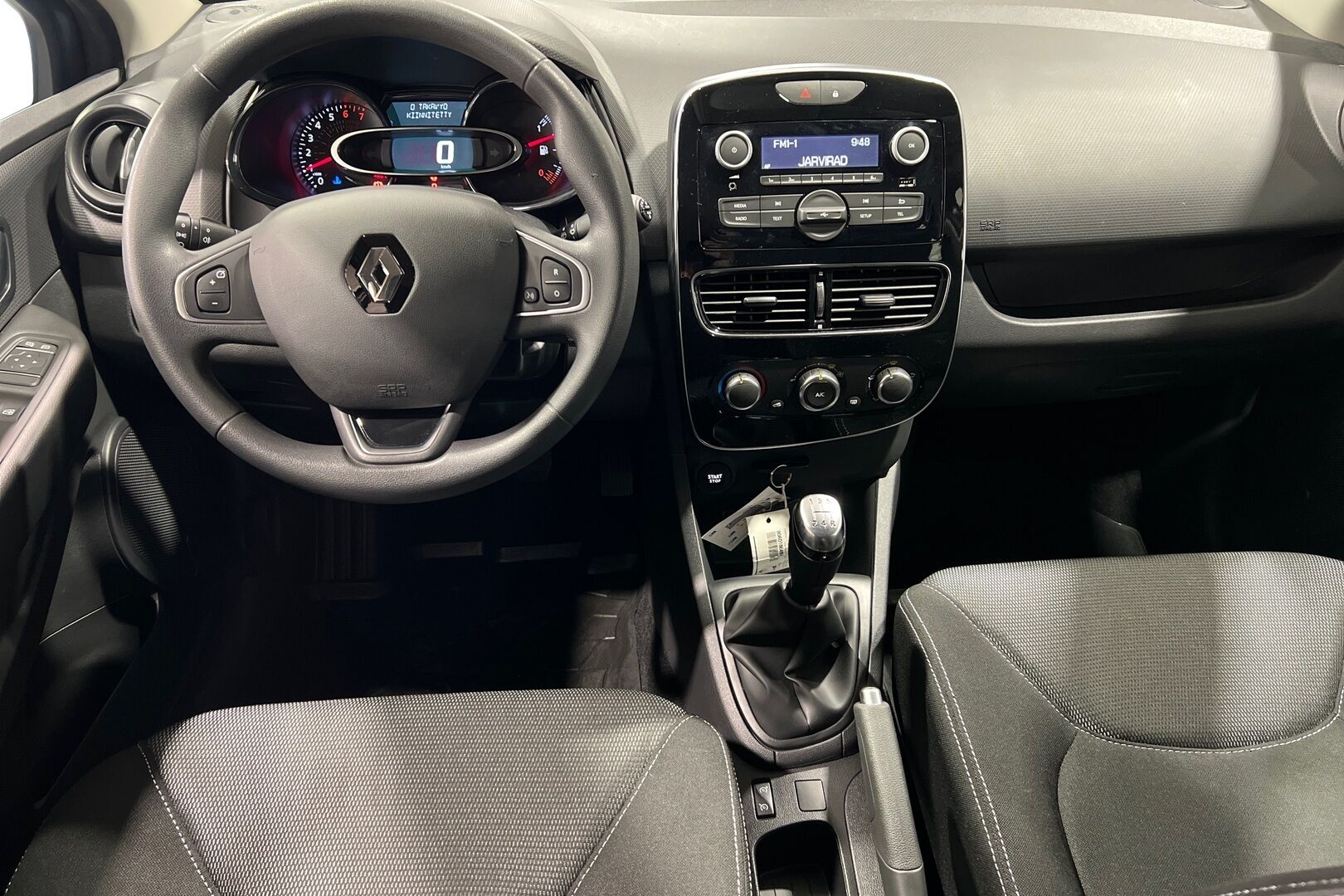 Renault Clio iso kuva 6