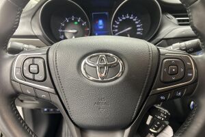 Toyota Avensis esikatselu 23