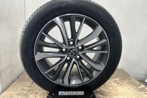 Toyota Avensis esikatselu 18