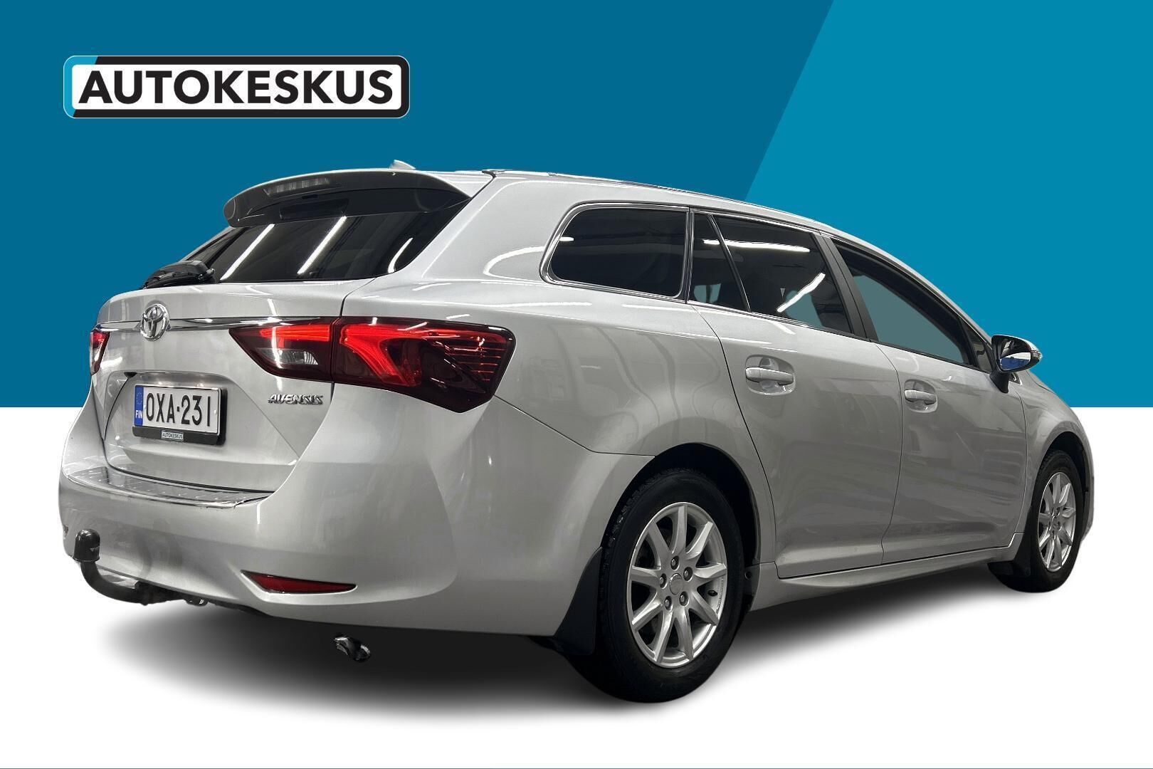 Toyota Avensis iso kuva 3