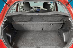 Toyota Yaris esikatselu 11