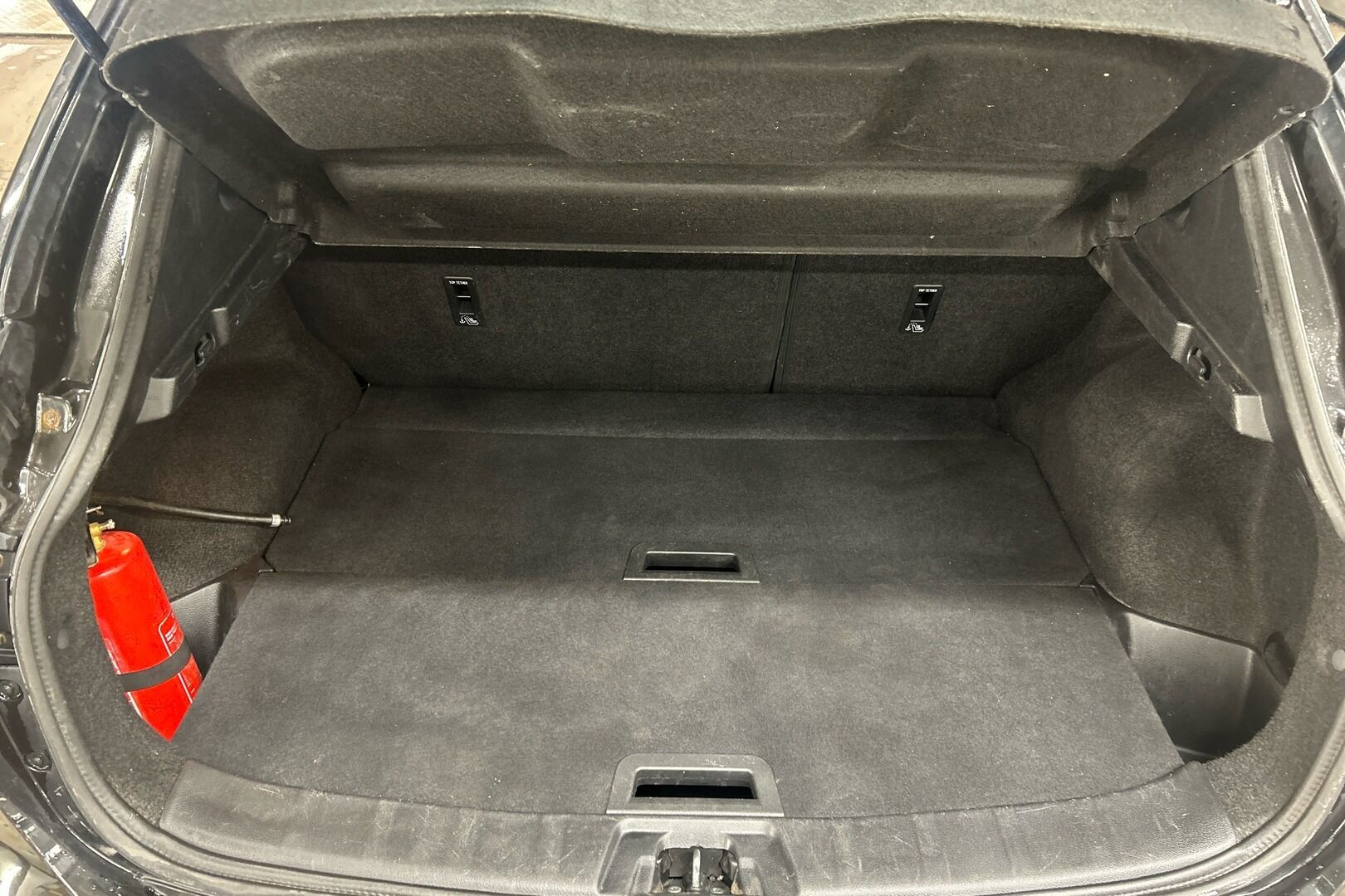 Nissan Qashqai iso kuva 9