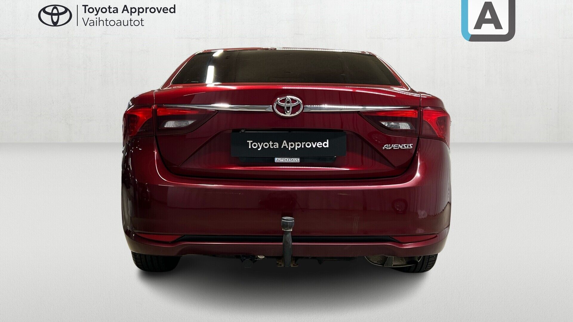 Toyota Avensis iso kuva 3