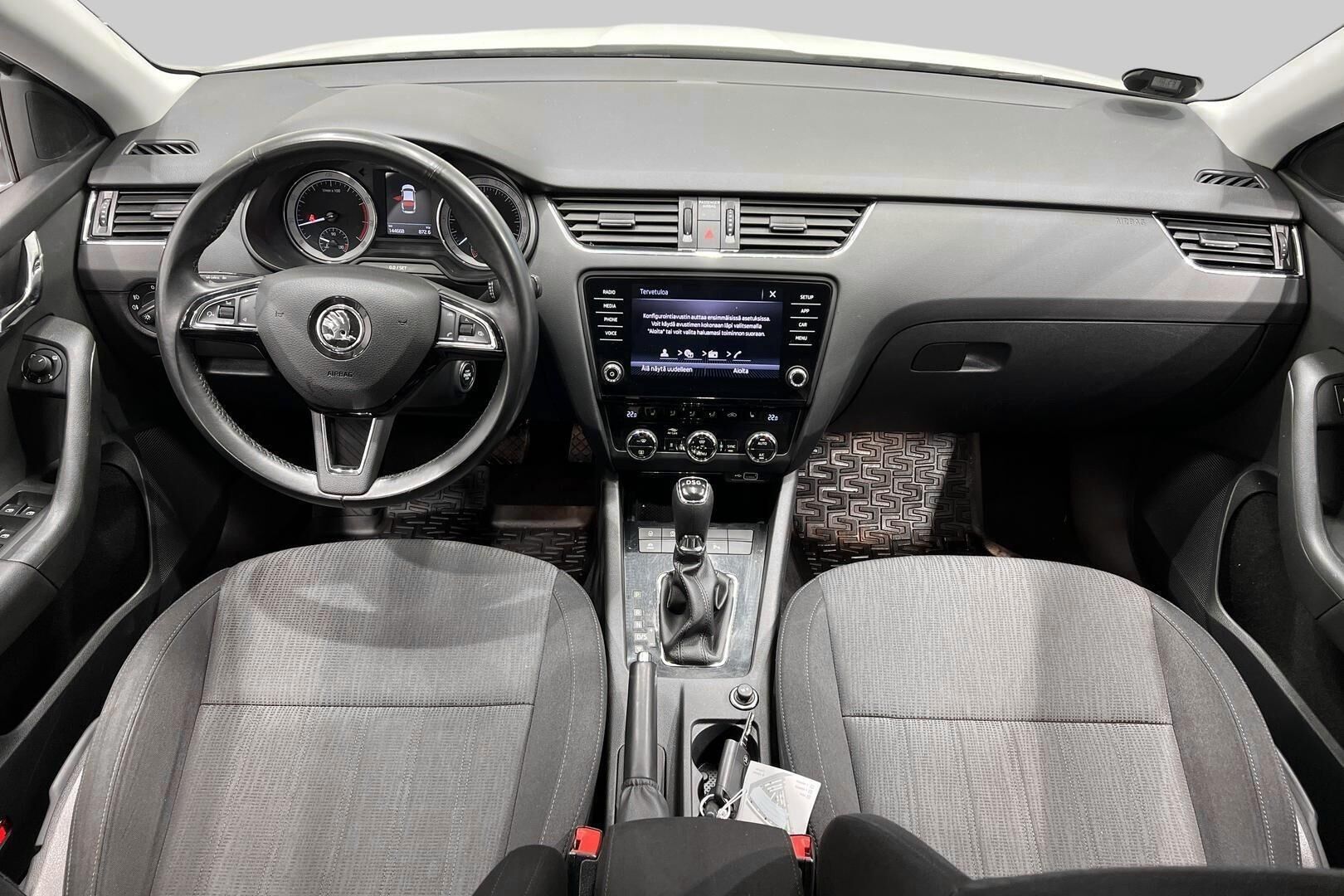 Skoda Octavia iso kuva 11