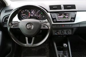 Skoda Fabia esikatselu 2