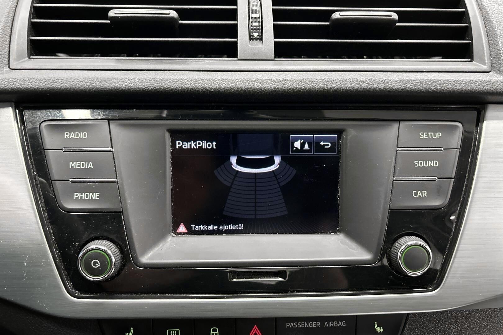 Skoda Fabia iso kuva 16