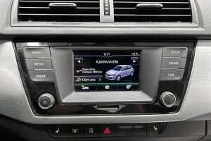 Skoda Fabia esikatselu 16