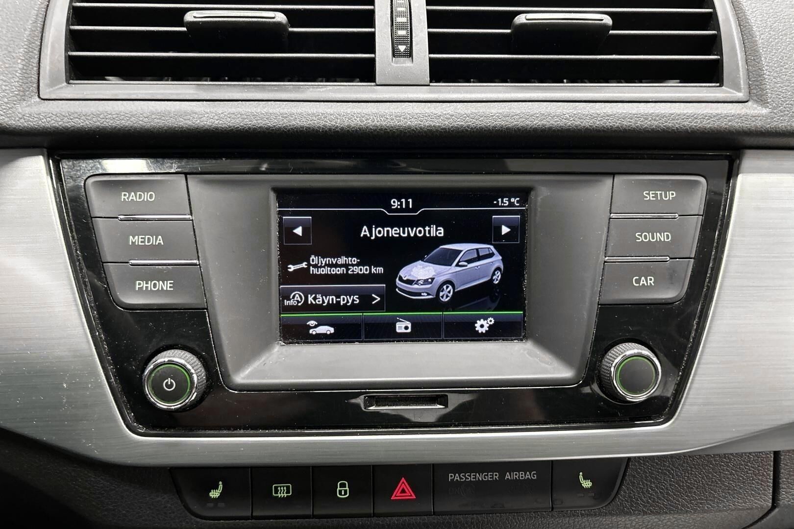 Skoda Fabia iso kuva 17