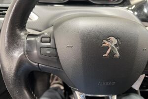 Peugeot 2008 esikatselu 16