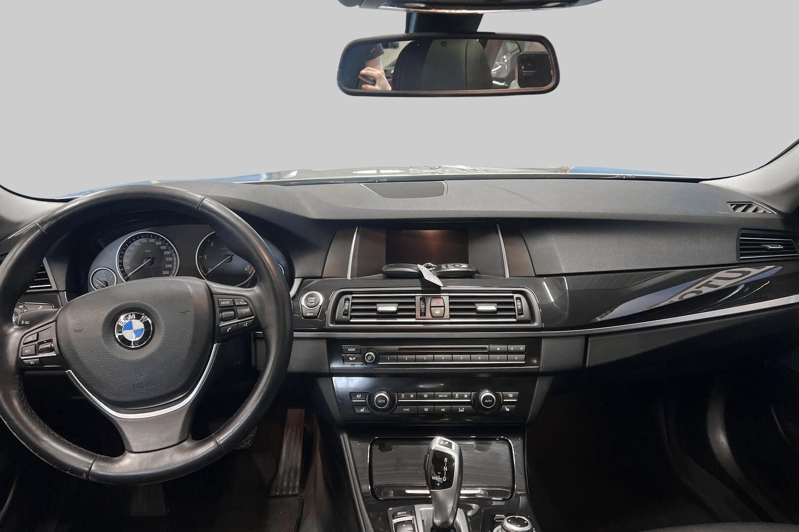 BMW 5-sarja iso kuva 11