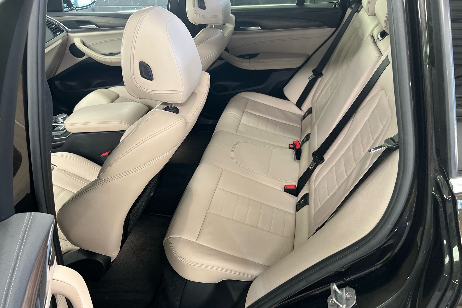 BMW X3 iso kuva 8