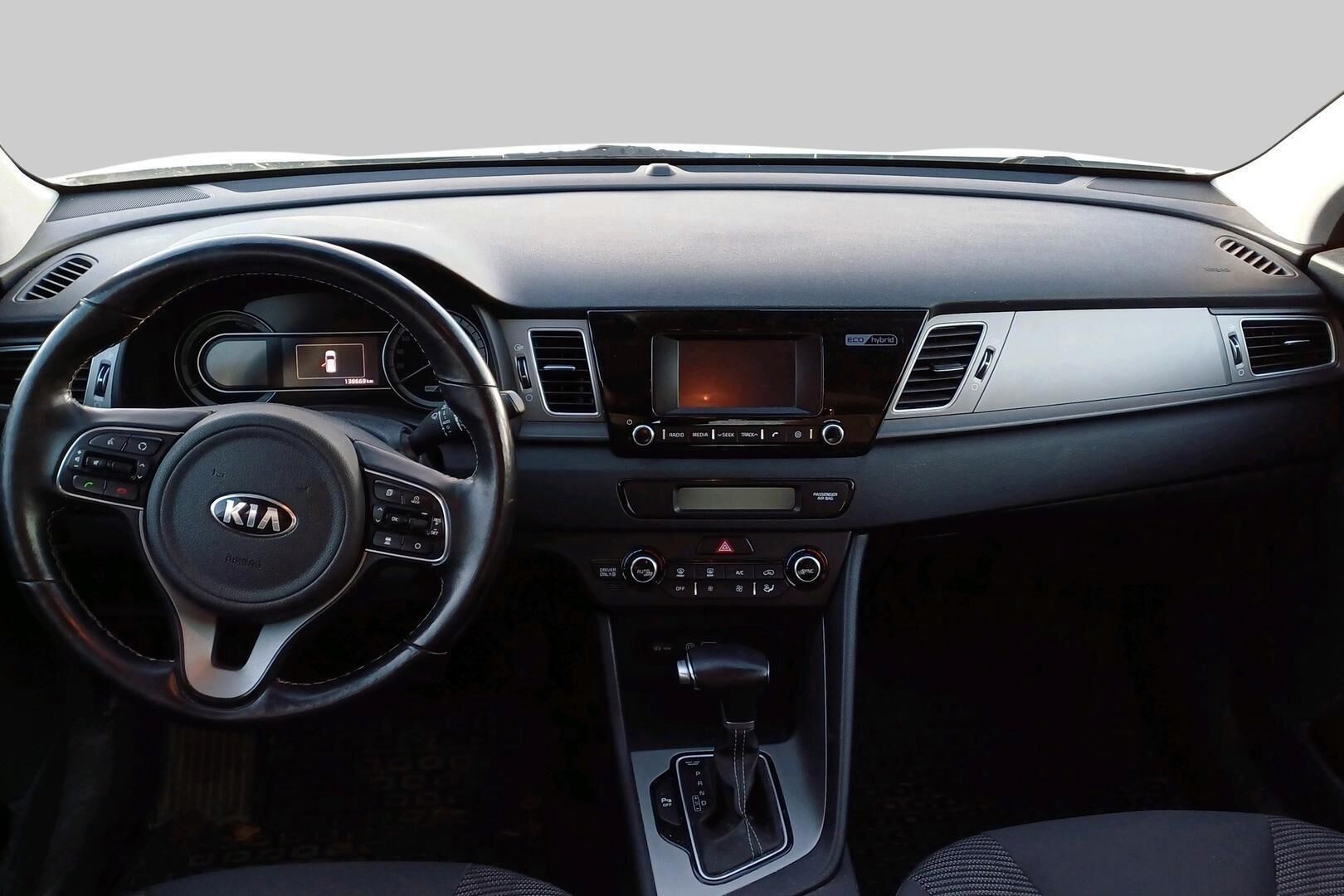 Kia Niro iso kuva 3