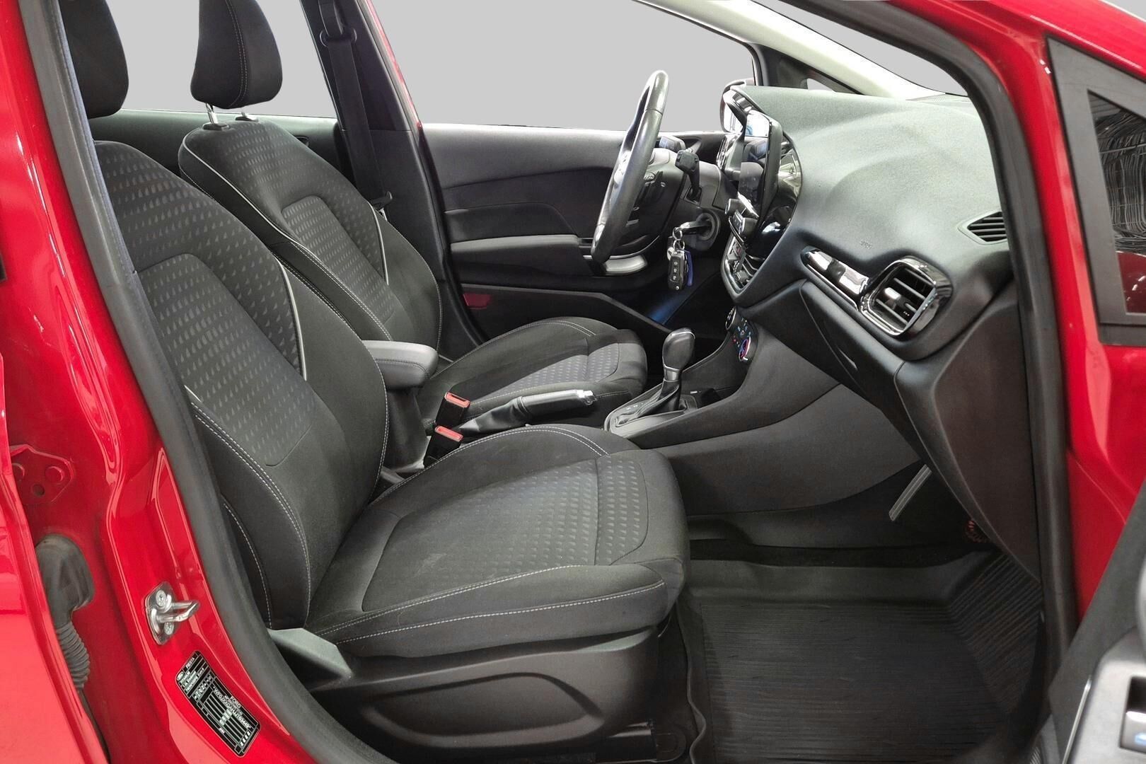 Ford Fiesta iso kuva 4