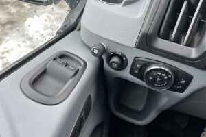 Ford Transit esikatselu 10