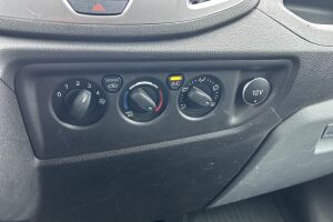 Ford Transit esikatselu 13