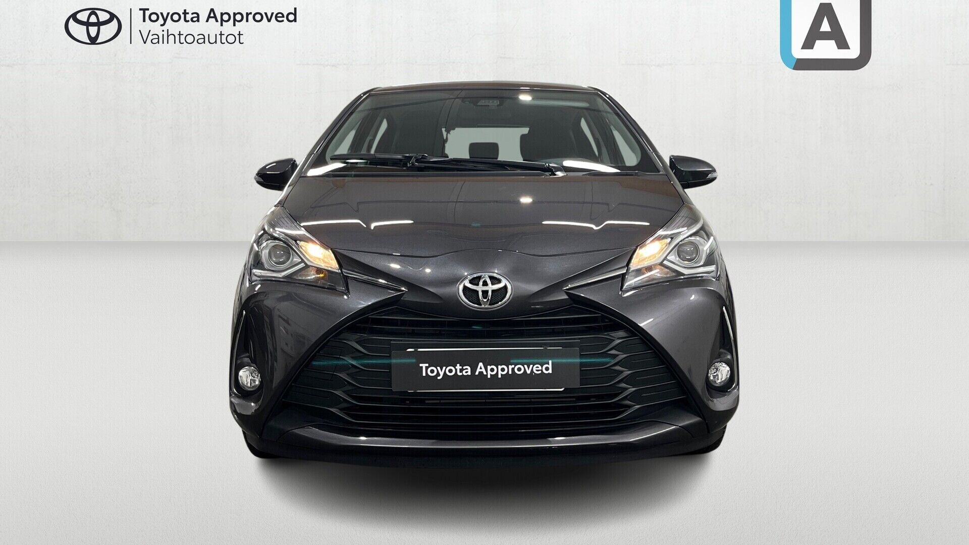Toyota Yaris iso kuva 5