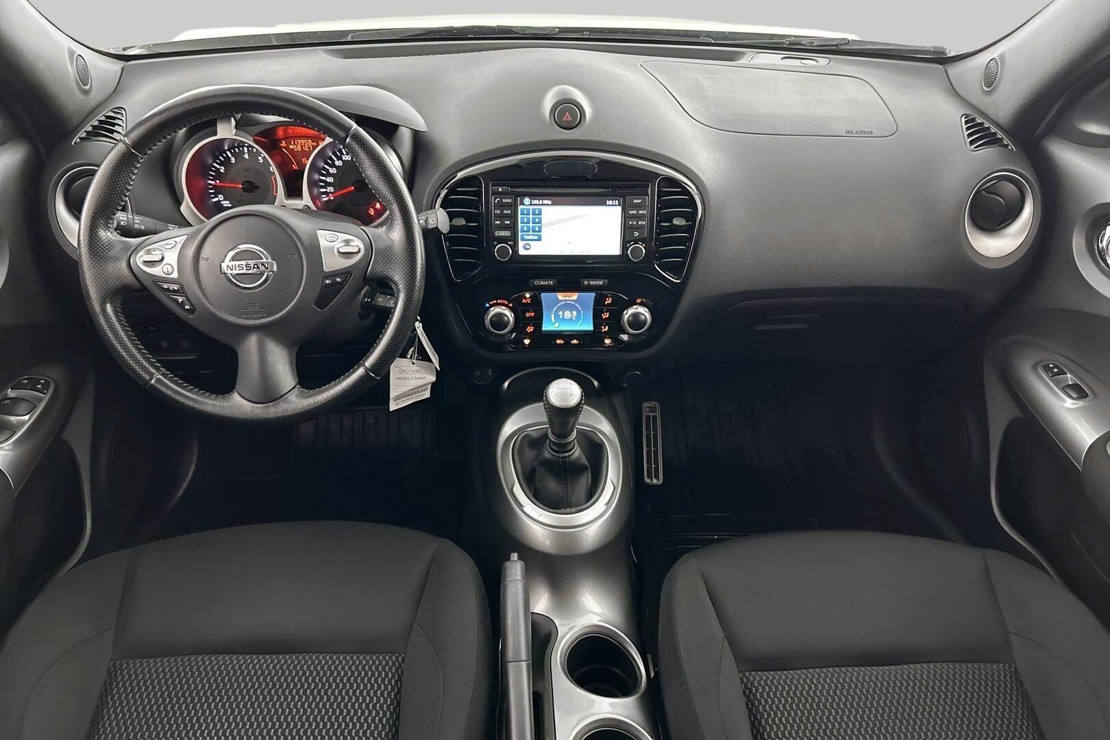 Nissan Juke iso kuva 11