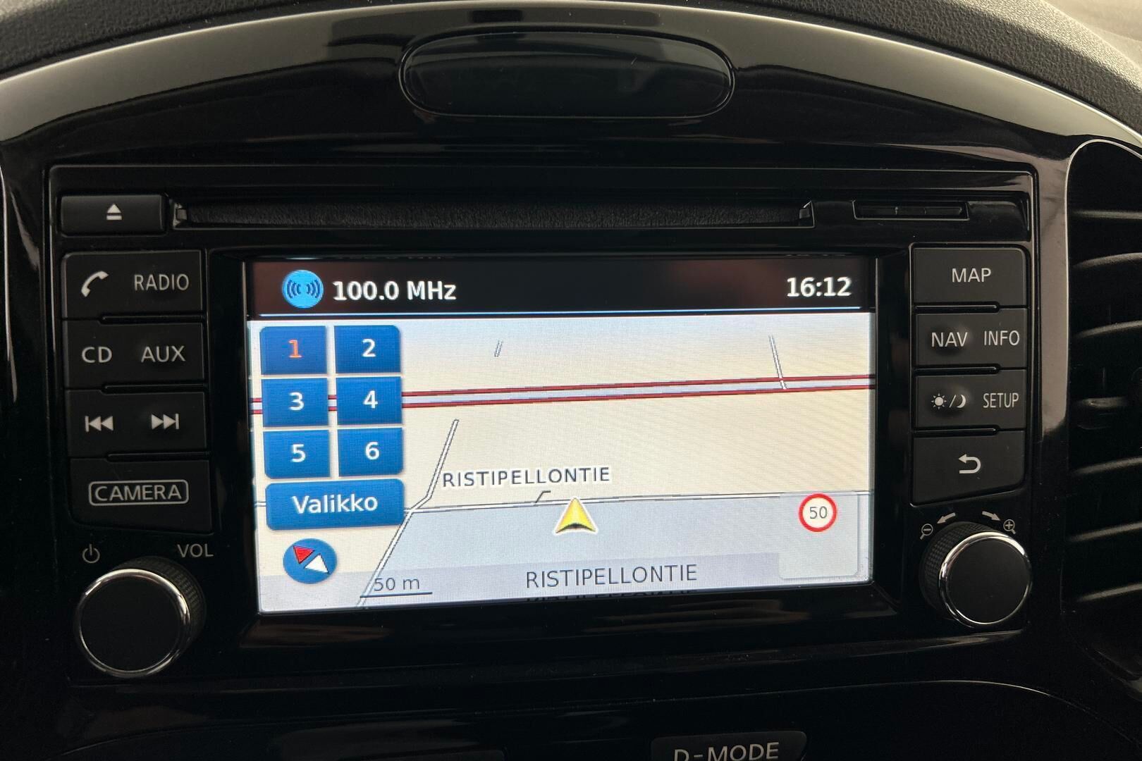 Nissan Juke iso kuva 15