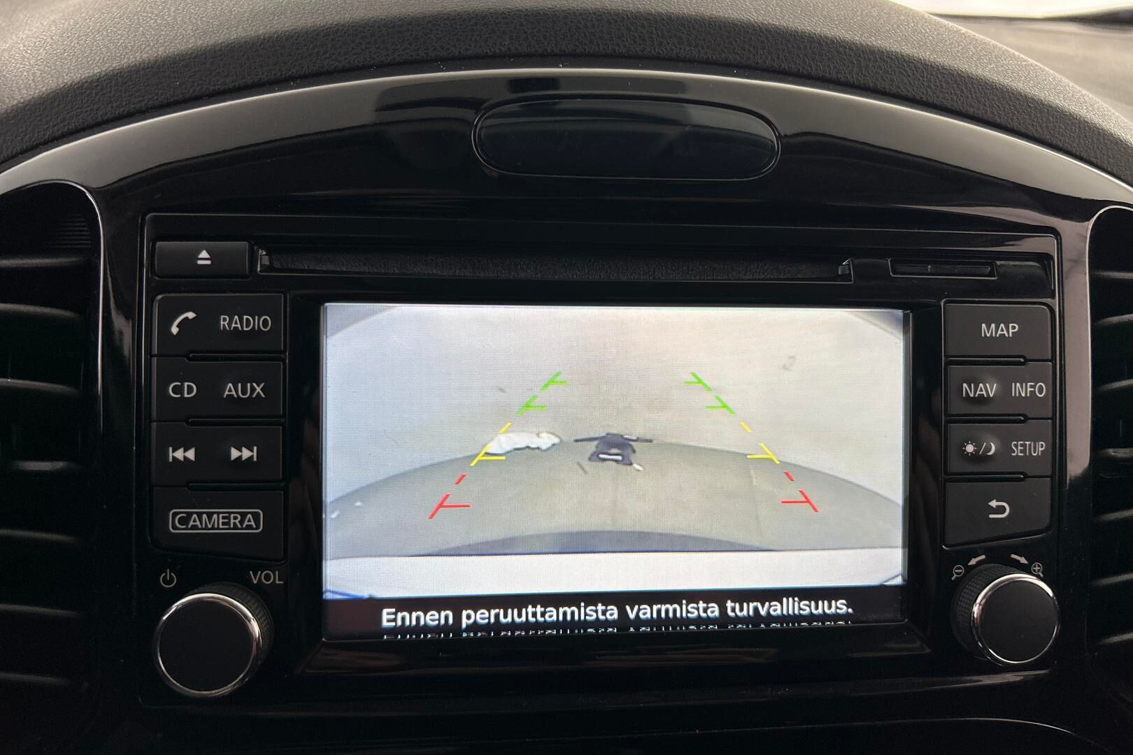 Nissan Juke iso kuva 17